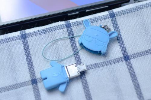 apple没做的产品!小米做到了手机电脑两用,卖49.9元!